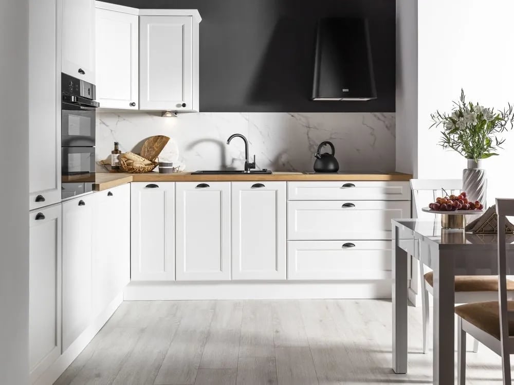 Co na podłogę w kuchni? Najlepsze opcje, które musisz znać