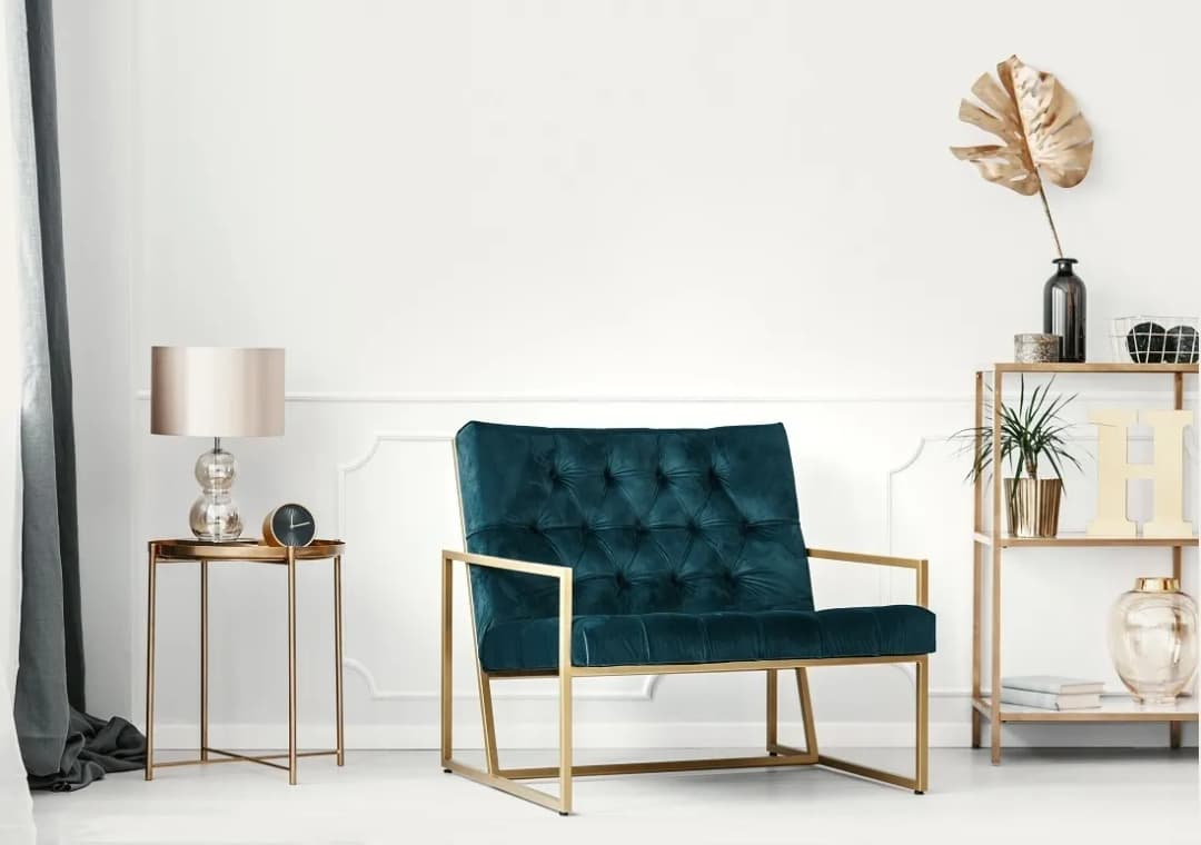 Co postawić w kącie w salonie, aby odmienić jego wygląd?